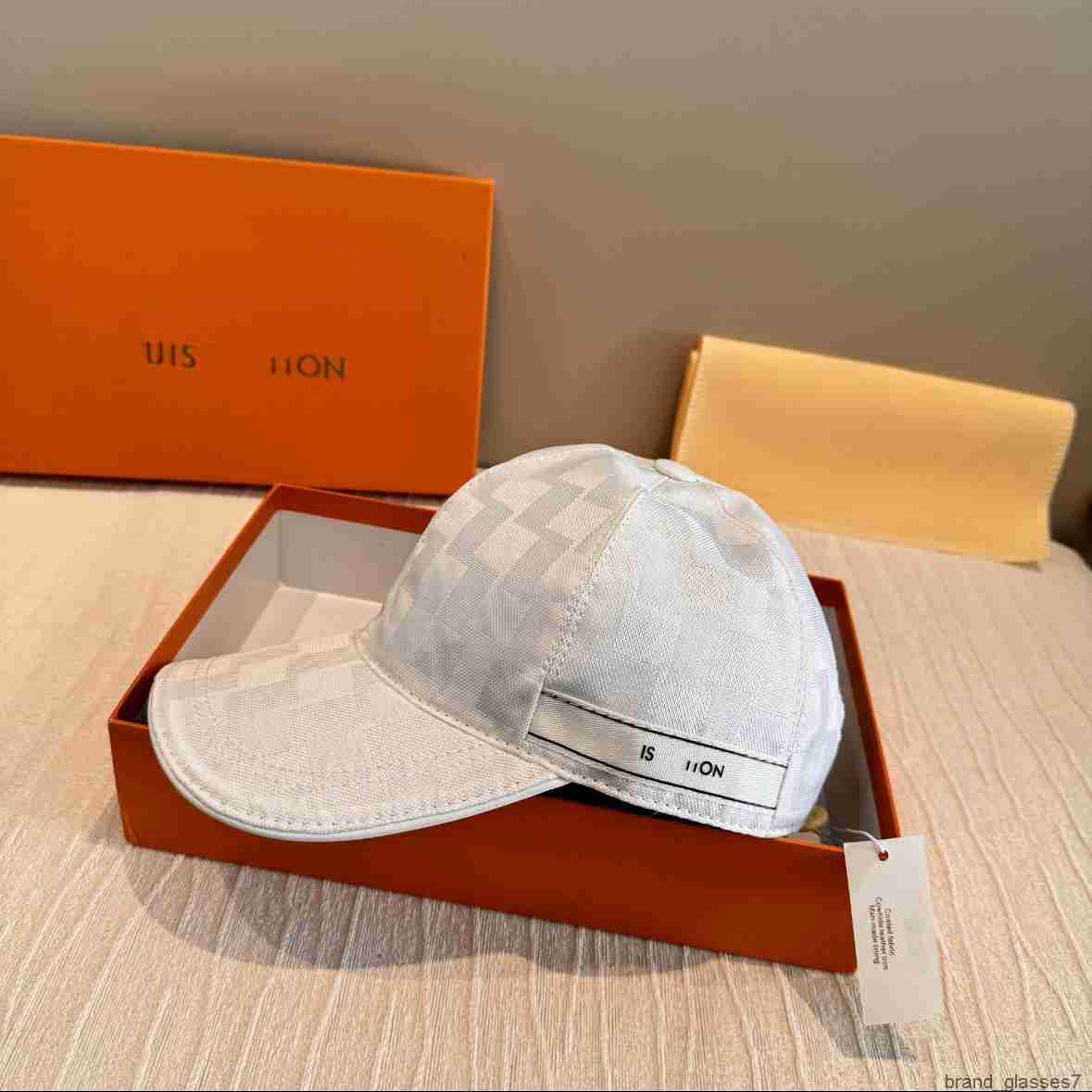 designer baseball cap for women men luxury high quality colorful printed peaked cap Checkered pattern hat fashion sun hat outdoor sports vacation wi