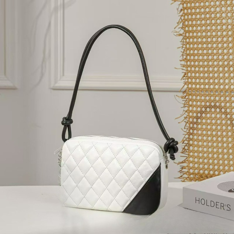 Black and White Contrast Pattern Vintage Herringbone Pattern Crossbody Camera Bag on One Shoulder
