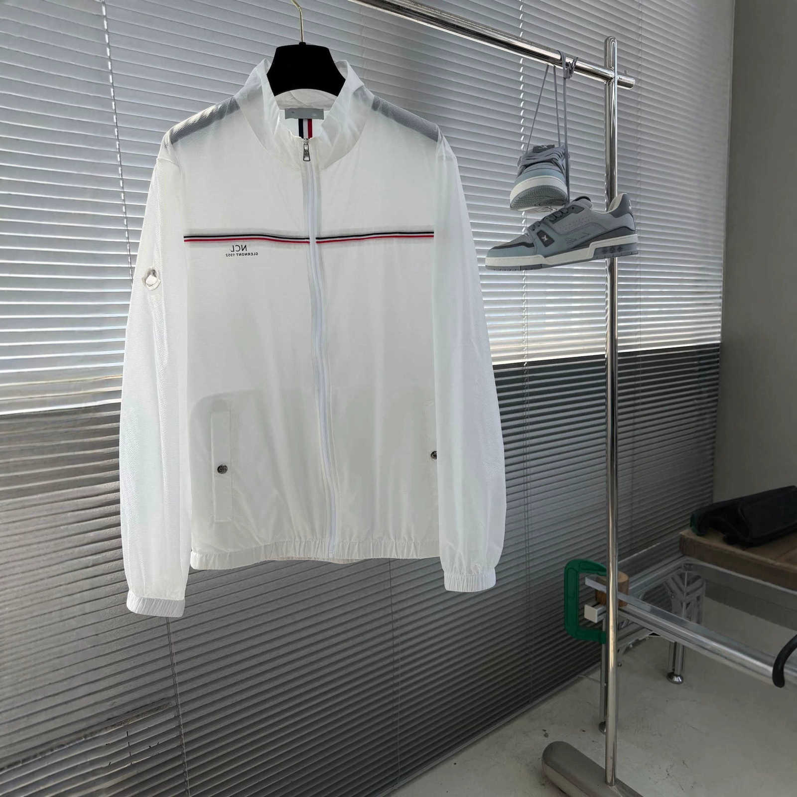High-end summer new style four-way stretch lightweight hooded sun protection jacket C2609171