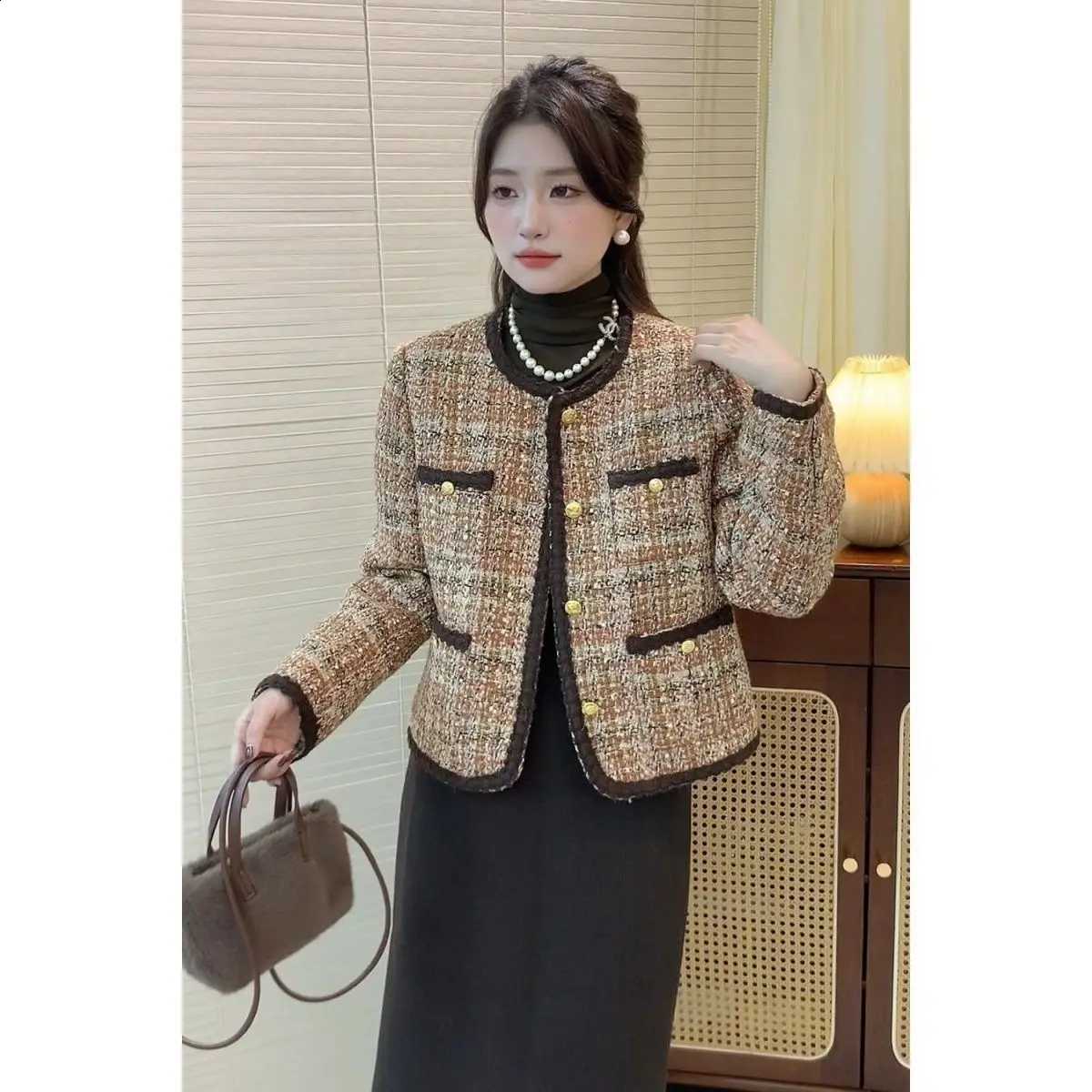 Autumn Winter 2025 Loose Tweed Jackets for Women French Small Fragrance Outerwear Female Long Sleeve Buttons Coats X931 C260917