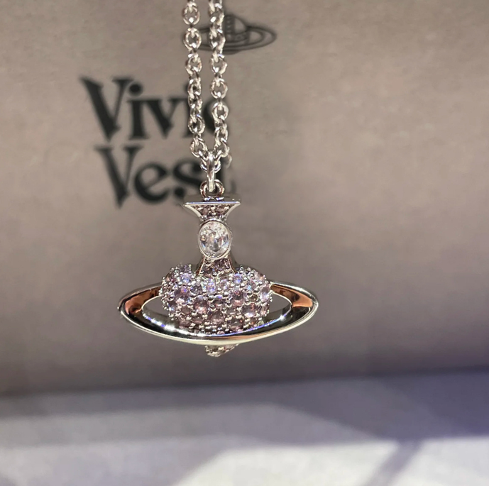 Luxury Diamond Necklace Women Heart Saturn Necklace Popular Necklaces Classic Love Necklace High End Sweater Chain Gold Silver Two Tone Fashion Jewe