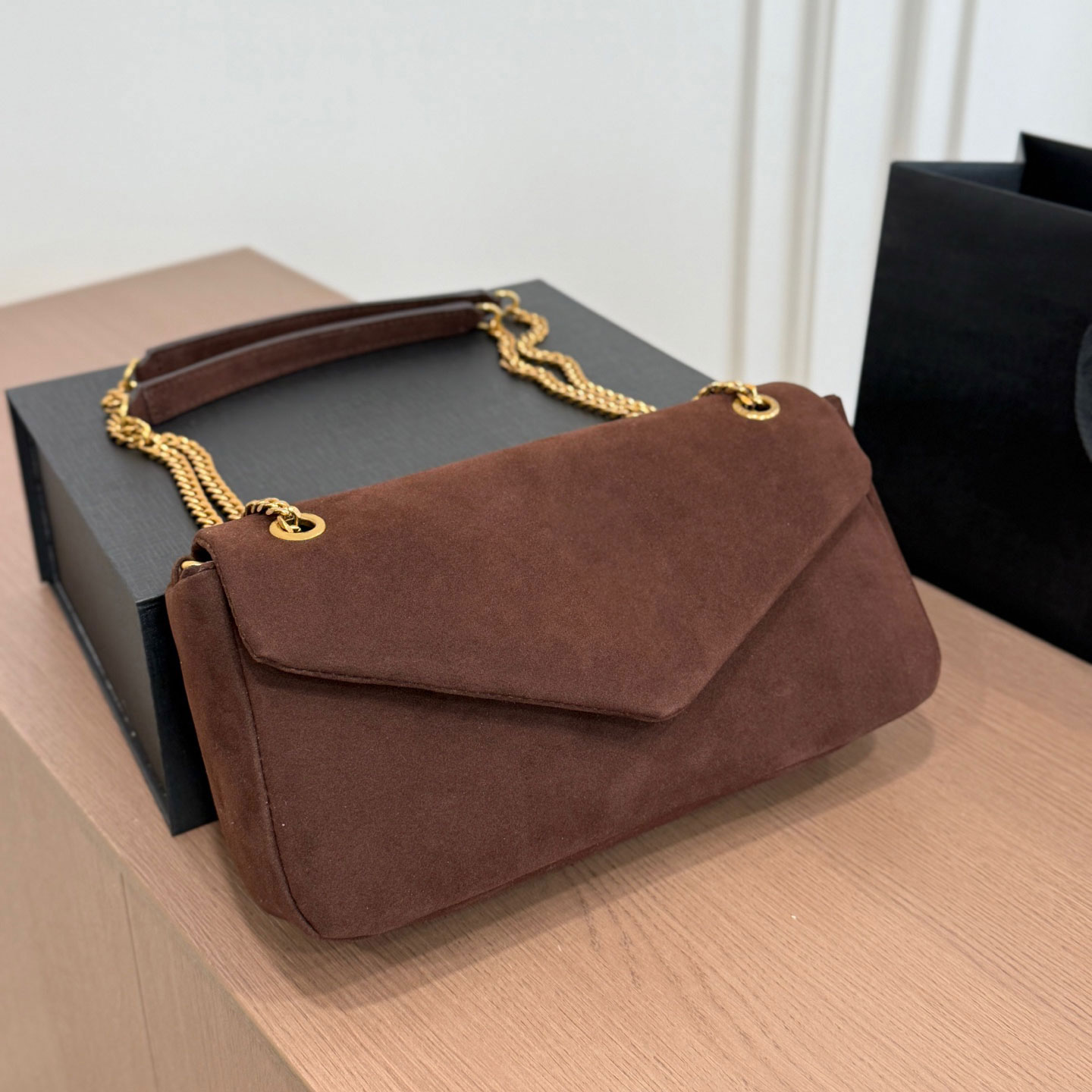 Retro Suede Leather Chain Shoulder Bag for Women Brown Flap Handbag with Gold Hardware Versatile Designer Crossbody Purse for Evening Daily Wear