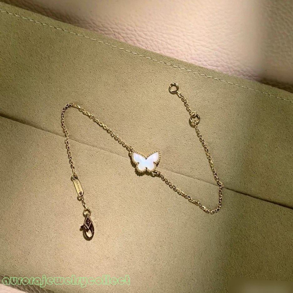 Mini White Mother-Of-Pearl Butterfly Bracelet For Women Simple Niche Light Fashionable Versatile Accessory