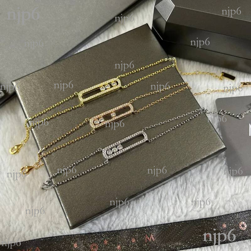 Designer High quality for your choice Luxury designer bracelets couple's style valentine gift elegant women bracelet removable diamonds 0038