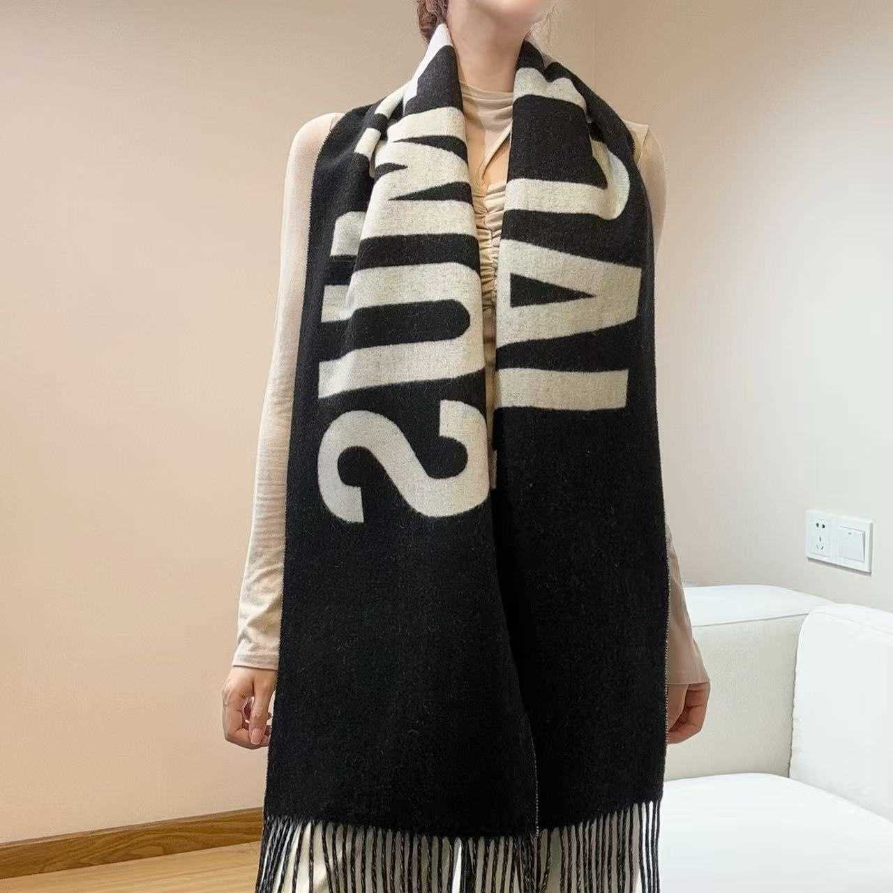 Womens jacquemes scarf Scarves for mens % cashmere Wraps letter scarf autumn winter tassel shawl Long women scarf S260917FMM3