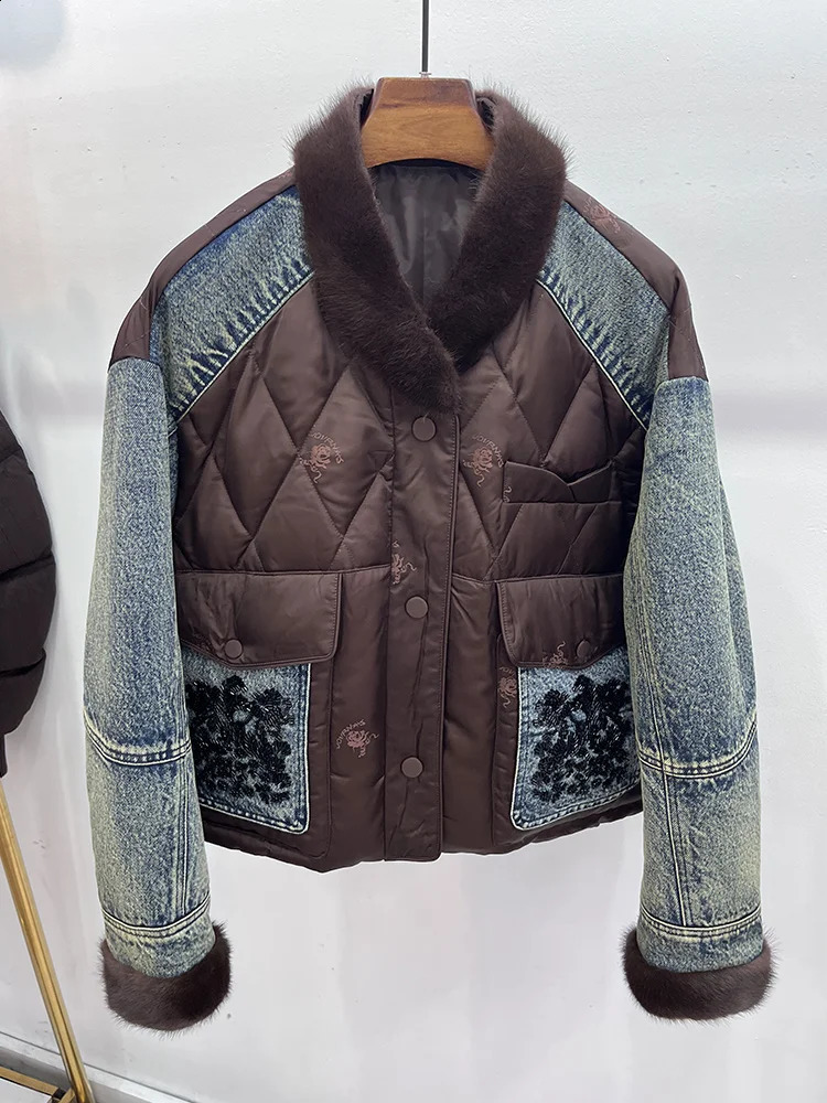 2025 Winter Women's Denim Jacket Outwear y Female Natural Mink Fur Collar Coats Goose Down 260916