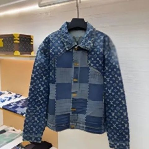 Designer 2026 Autumn/Winter New Collection: Men's Casual And Versatile Denim Jacket With Jacquard Detailing ee53