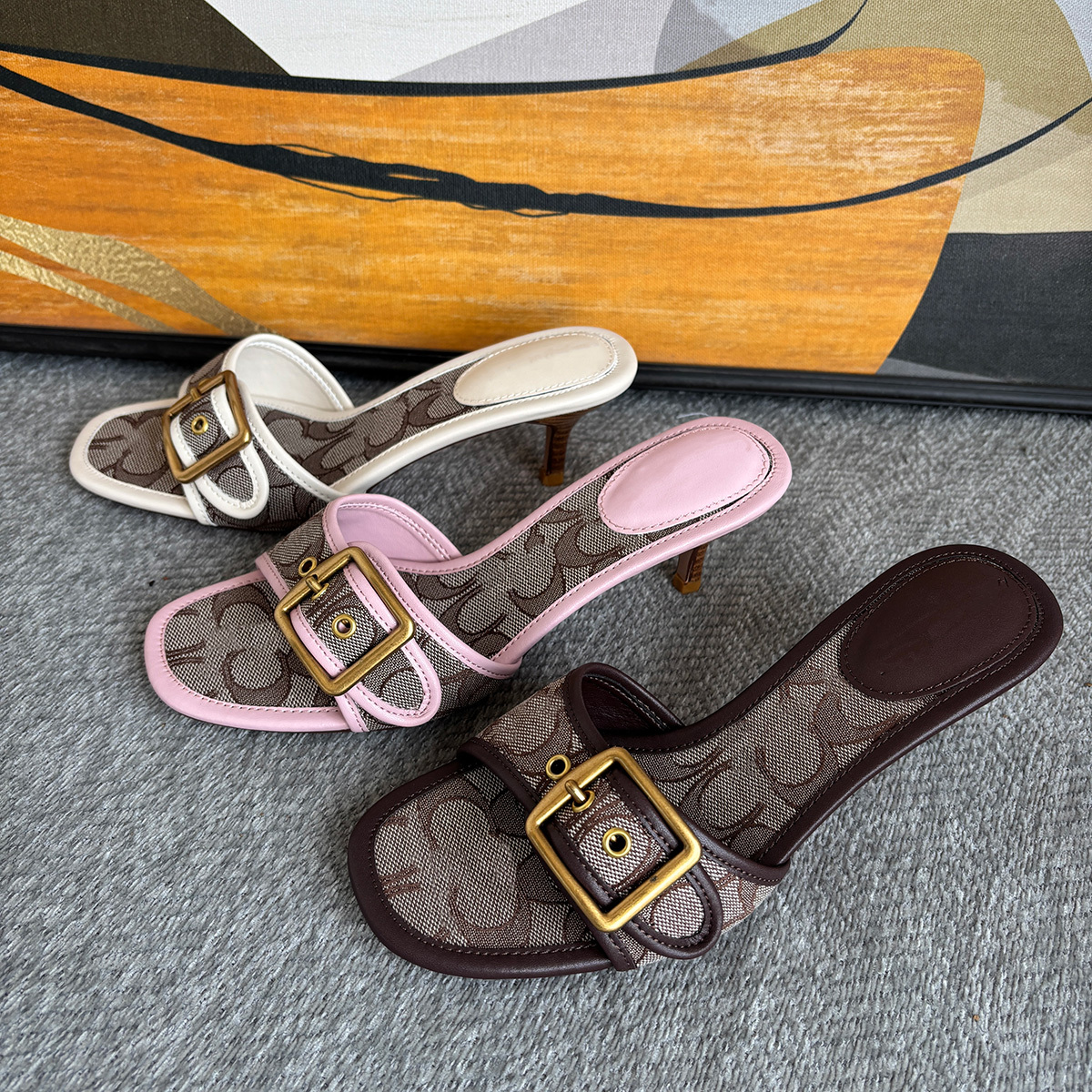 Margot Sandals Designer Women Shoes Luxury C Leather Slippers Buckle Kitten Heels Denim High Heel Summer Outdoor Casual Vintage Slippers Lady Low He