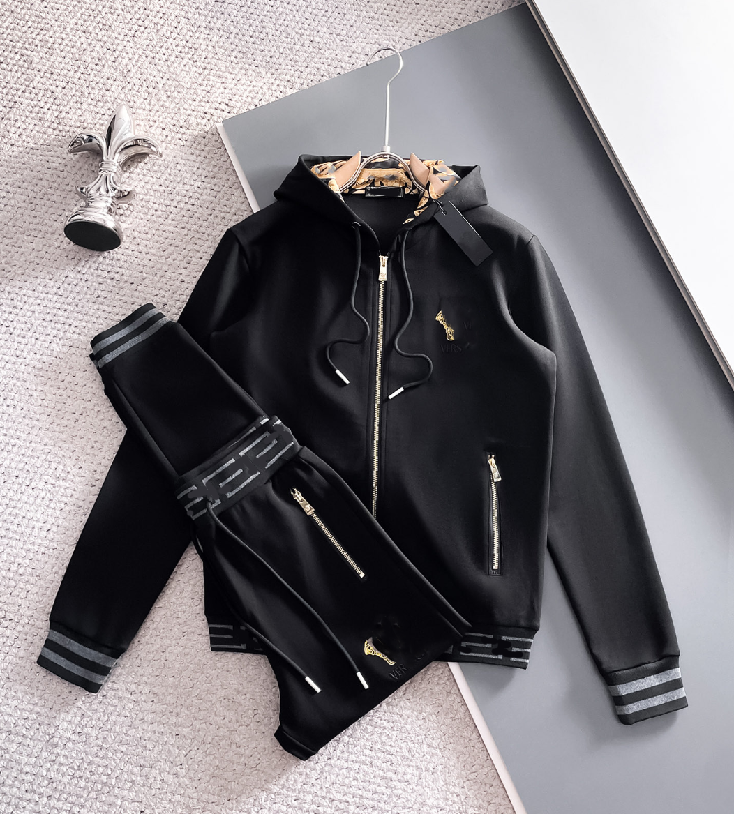 Mens Tracksuit Designer Hoodies Loose Casual Letters Printed Sweatshirt and Long Pants Two Pieces Sets Male Cotton Sweatshirts Asian Size M-3XL