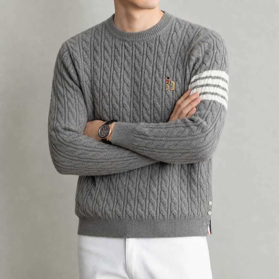 sweater Fashion Brand round neck men's classic striped design cute dog embroidery autumn winter comfortable warm knit pullover J260916