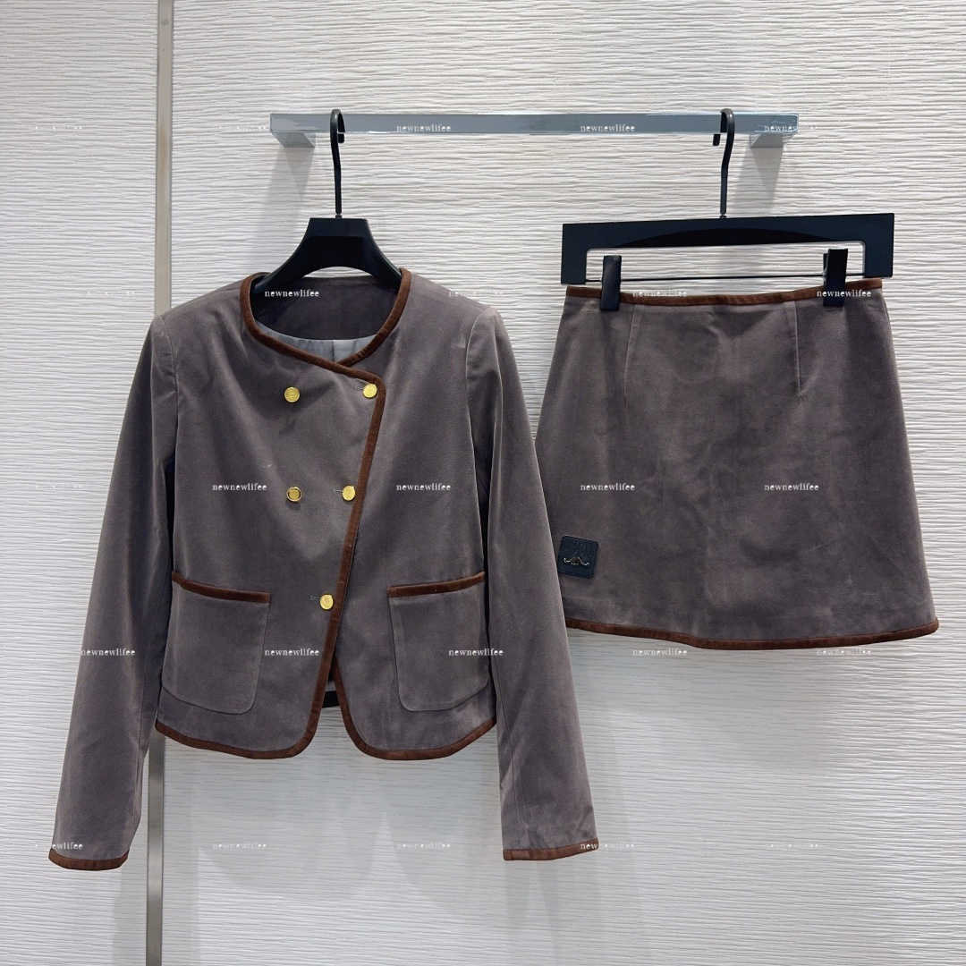 Luxury Women 2 Piece Set Round Collar Double Breasted Gold Button Jacket Contrast Trim Mini A Line Skirt set co ord women designer clothes elegant S