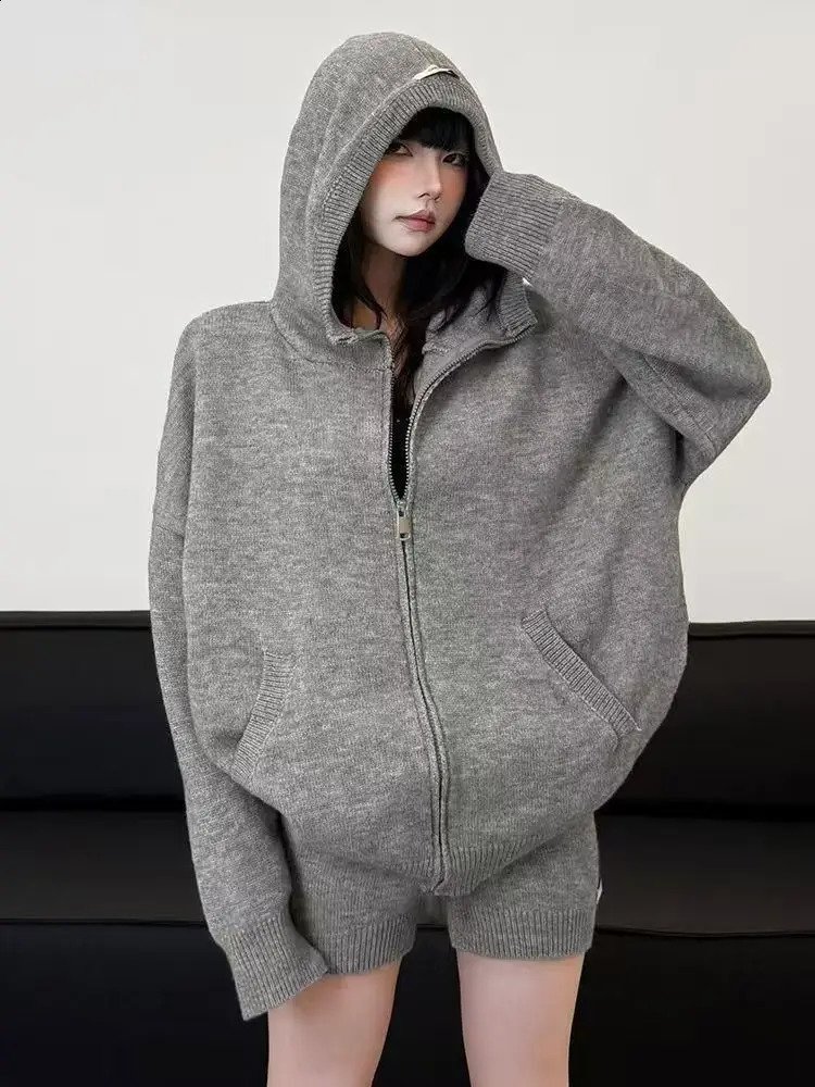 Y2k American Grey Girls Retro Knitted Zipper Hoodie Womens High Waist Shorts TwoPiece Korean Fashion Loose Sweatshirt Suit 260917