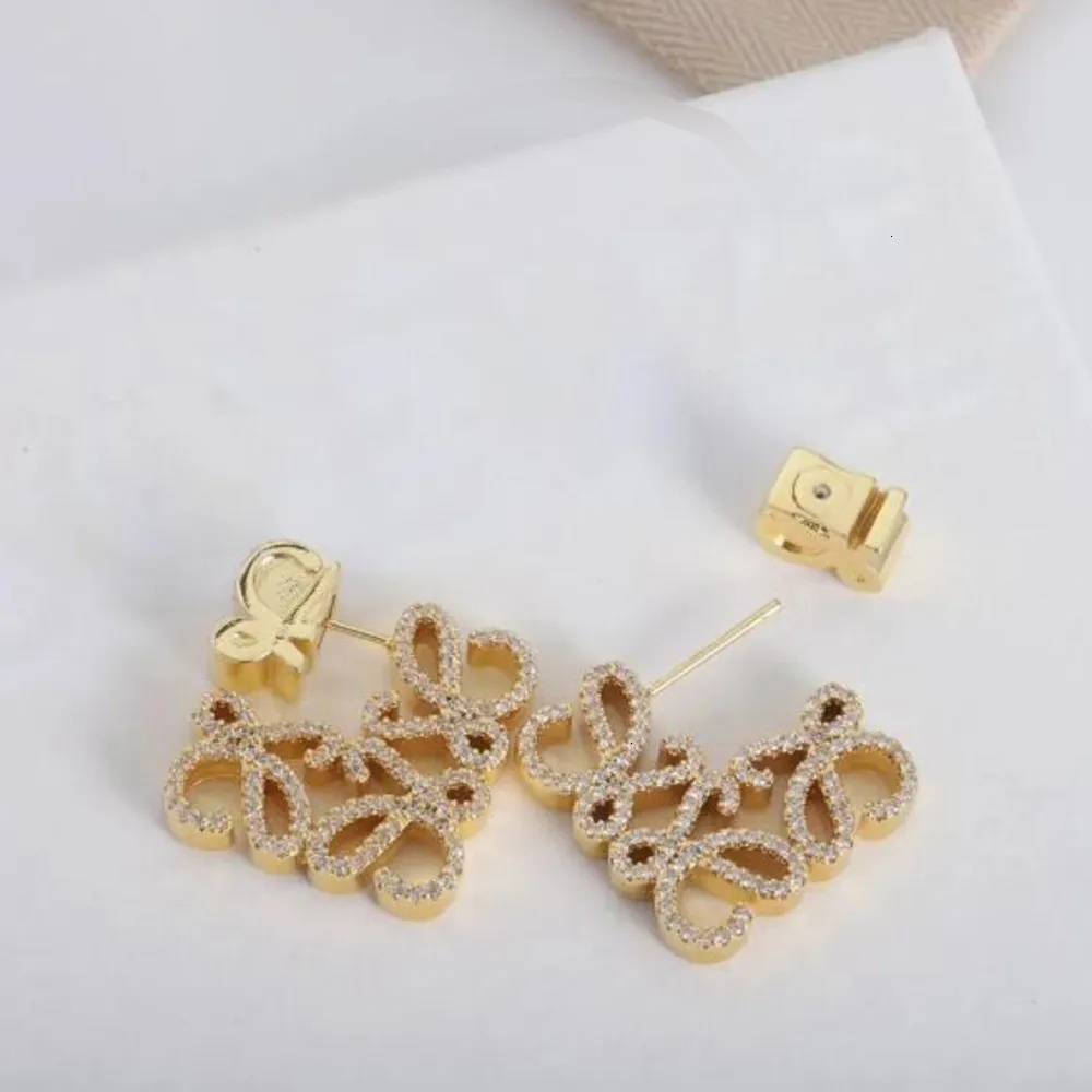 Stud luxury gold stud elegant 18k goldplated designer hoop earrings women perfect for weddings parties6666