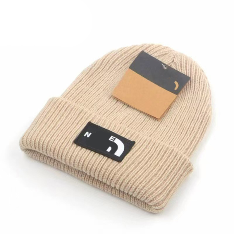 luxury Beanie Designer Bonnet Couples Simplicity Winter Classic Knitted Hat Warm Fashion Trendy Dressing