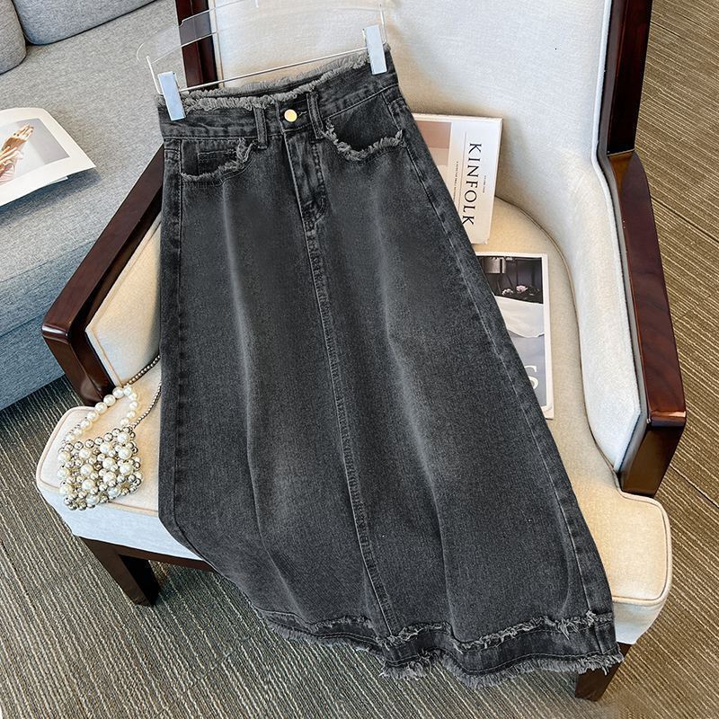 Women's Black And Gray Denim Skirt, Trendy New With Frayed Edges, Pear-Shaped Straight Cut MAKOUFEI