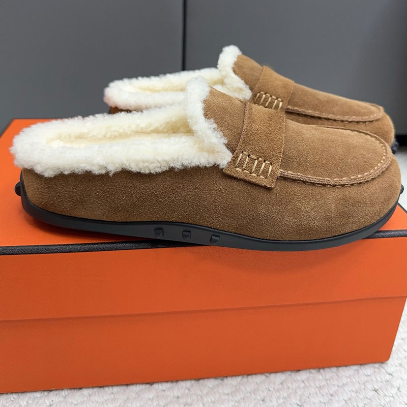 Designer Fashion Week Mules mens womens autumn winter sandals high quality suede leather uppers soft comfortable wool lining sandals classic brand s
