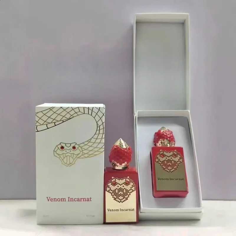 Top Perfumes Luxury Fragrance Mix Wood Cedar Flavor Elegant Scent Women Perfume god of fire 50ml Men Cologne spray X260916