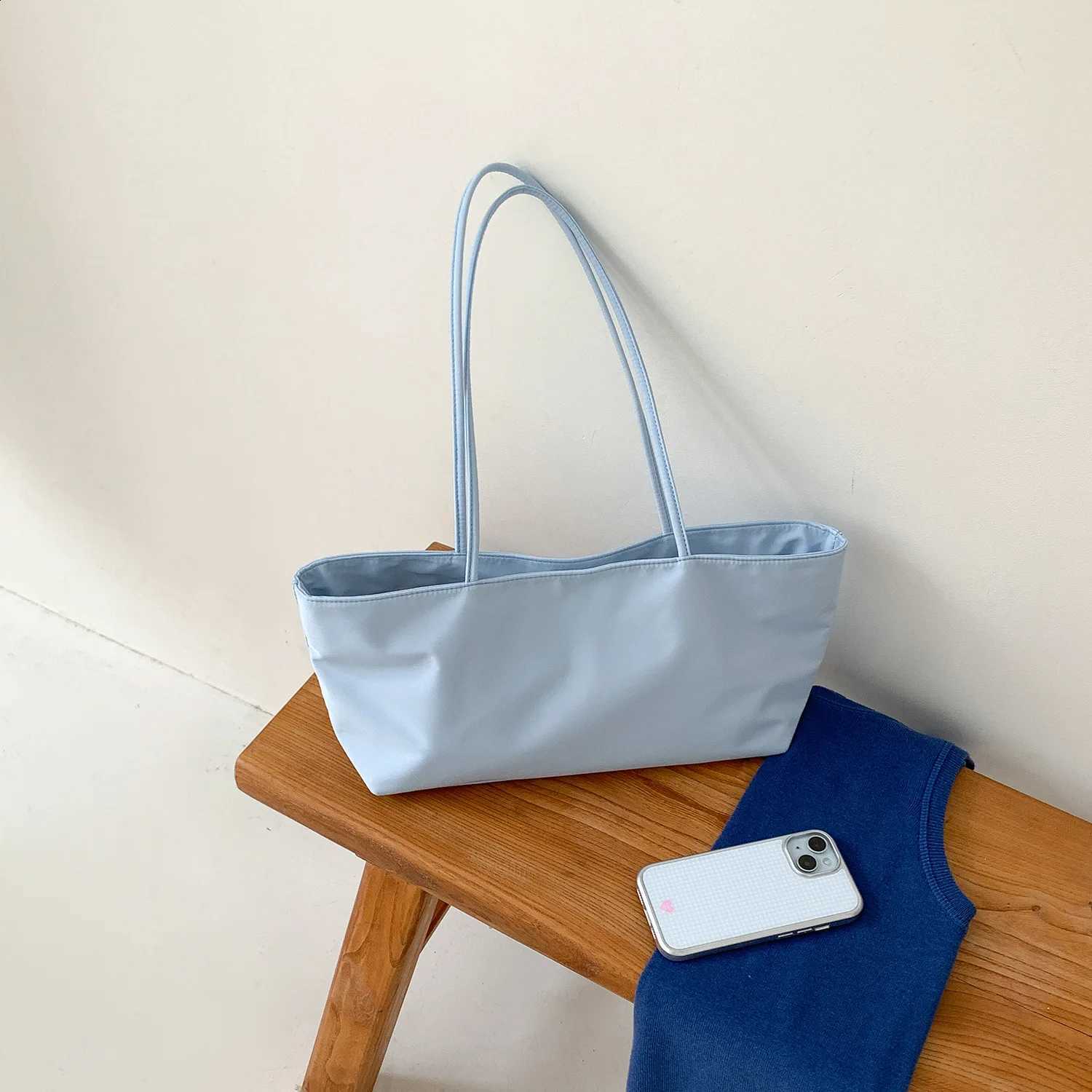 Simple Nylon High-quality Korean-style Handbag Lightweight And Soft Women's Tote Bag H260916