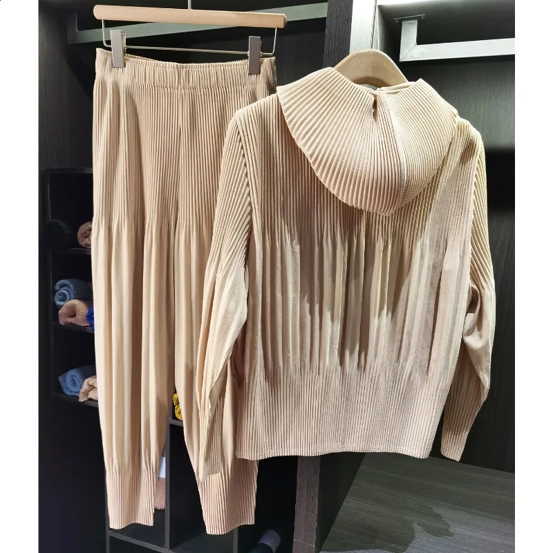Miyake Pleated Fashion Jacket Set 2026 Women Casual Versatile Hooded Stretch Harlan Pants Simple 2 Piece 260917