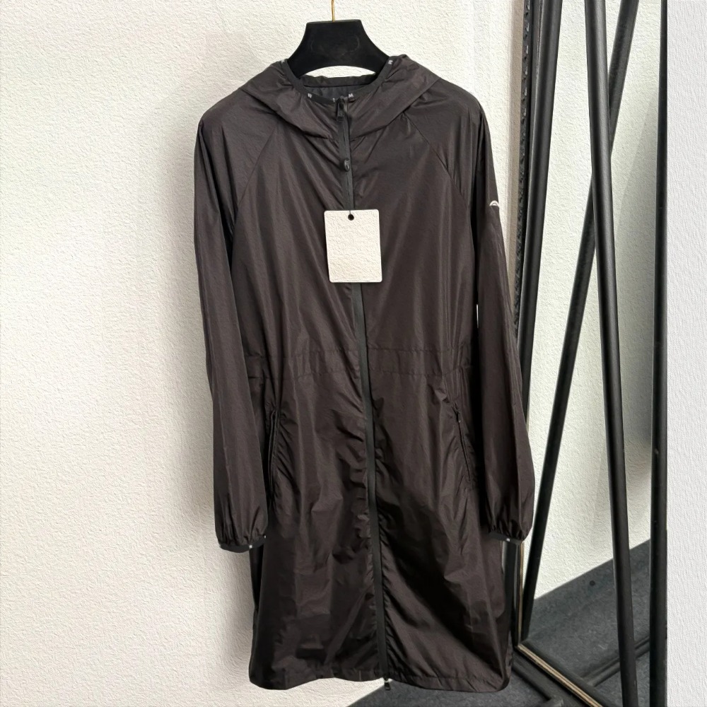 Designer Long Trench Coat Hooded Zipper Outdoor Jacket Waterproof Windproof High End Style