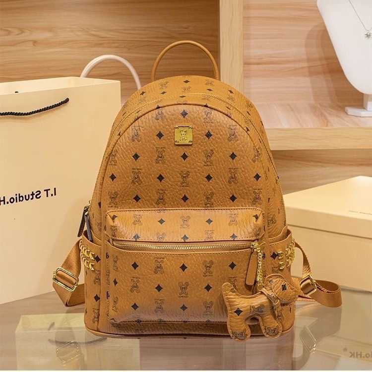 Fashionable Large Capacity Backpack Travel Hong Kong Style Casual Leather Shoulder Bag Spring Summer Print Soft Zipper ClosureT260917