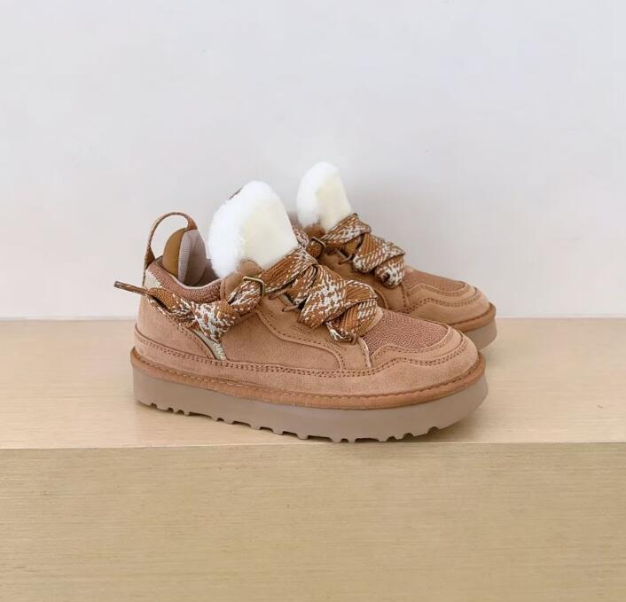 Top Classic Women Low mel casual shoes Winter snow boots Travel shoes cozy Sheepskin man Girl Warm Boots beautiful Christmas Gift