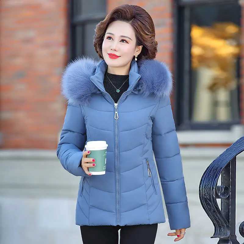 Middle-Aged Elderly Down Padded Jacket Mom's Autumn Winter Parkas Outerwear Short Women's Small Padded Jackets 2027 New Coat H260917