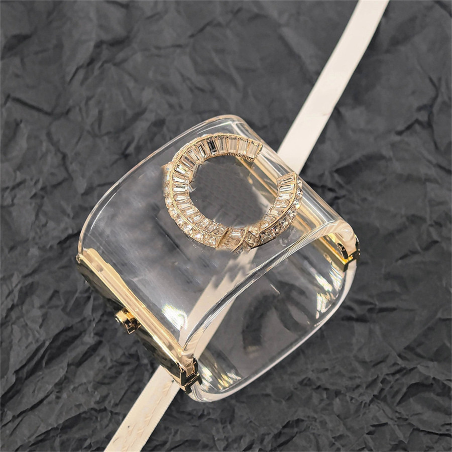 Designer Bangle Rigid Acrylic Bangle C Luxuri Bracelet Transparent Accessory Blending Pearls Diamonds Letter Elements Jewelry Gift for Women CC hgfg