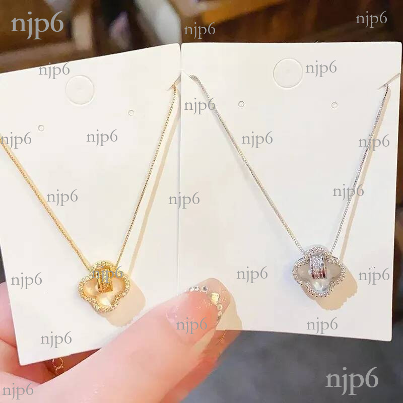 Designer Women's Jewelry Luxury Four Leaf Clover Lucky Bead Necklace Niche Light Same Style Collarbone Chain Fashionable High End Versatile Cho