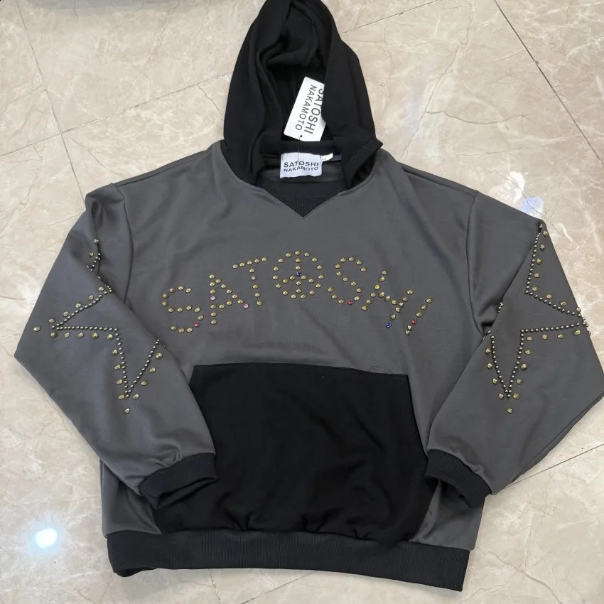 SATOSHI NAKAMOTO Retro Pullover Letter Riveted Winter Hoodies Men Women Casual Sweatshirts 260914