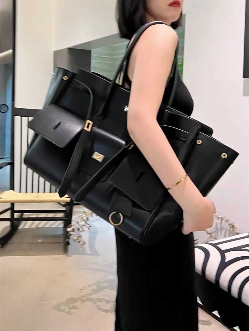 Cowhide Leather Tote Top Genuine Women's Bag Large-Capacity Neutral Motorcycle Wing Underarm Messenger Bag for Ladies 2025 H260905
