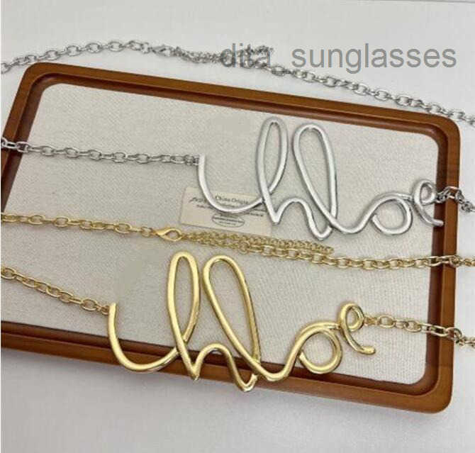 Fashion Luxury Belts Designer Minimalist Charm Retro Letter Waist Chain Belt For Women Girls Metal Waistband Classic brand Clothing Accessories Gift