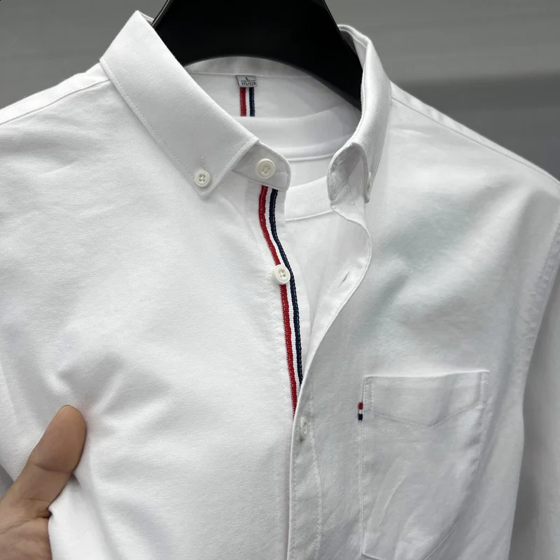 High End y Men's Shirt Autumn Lapel Pocket Embroidered Long Sleeved Shirt European Fashion Simple Versatile Men's Wear 260916