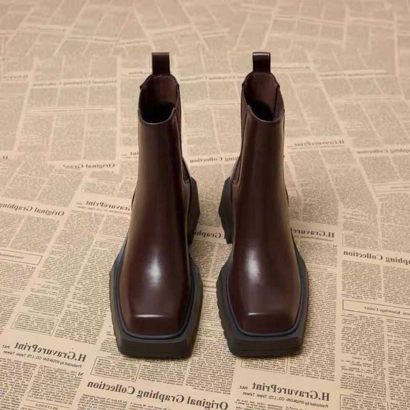 Autumn Women Chelsea Platform Boots 2025 Early Autumn Square Toe Booties Spring and Autumn Single Boots D260917