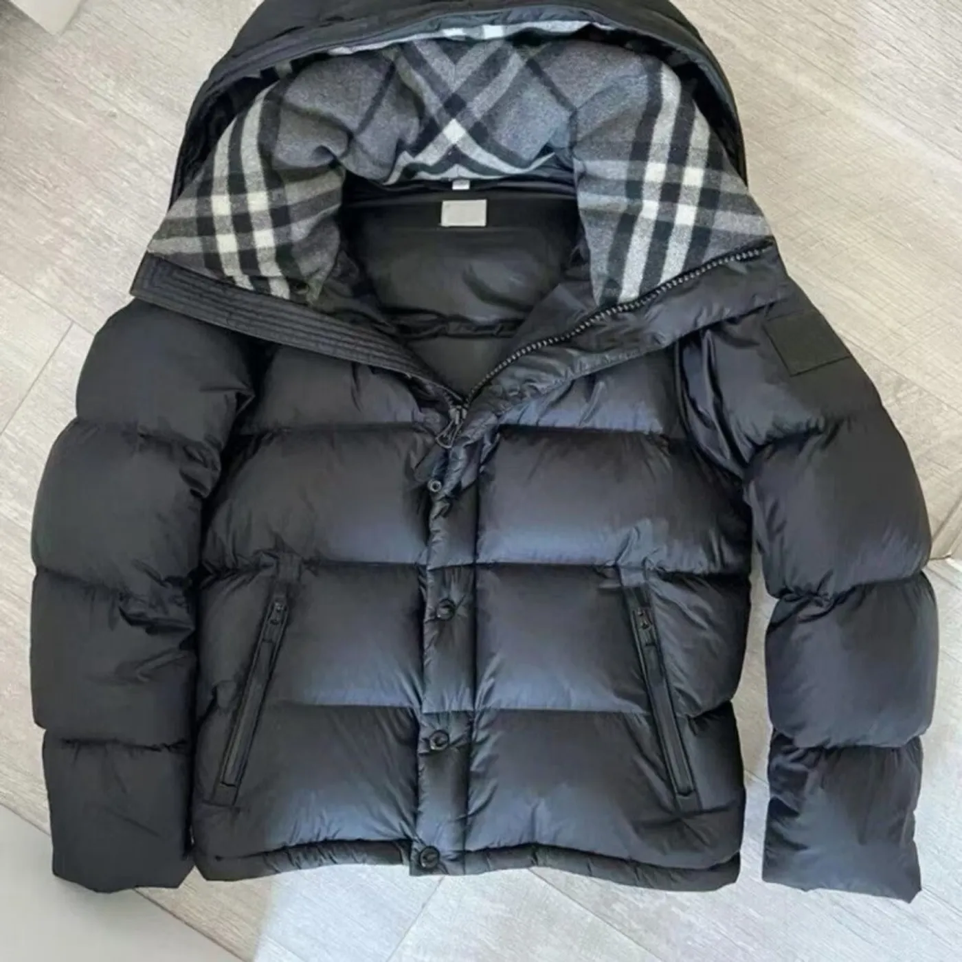 Men's Designer Down Puffer Jacket with Removable Hood - Lightweight Winter Coats for Outdoor Adventures