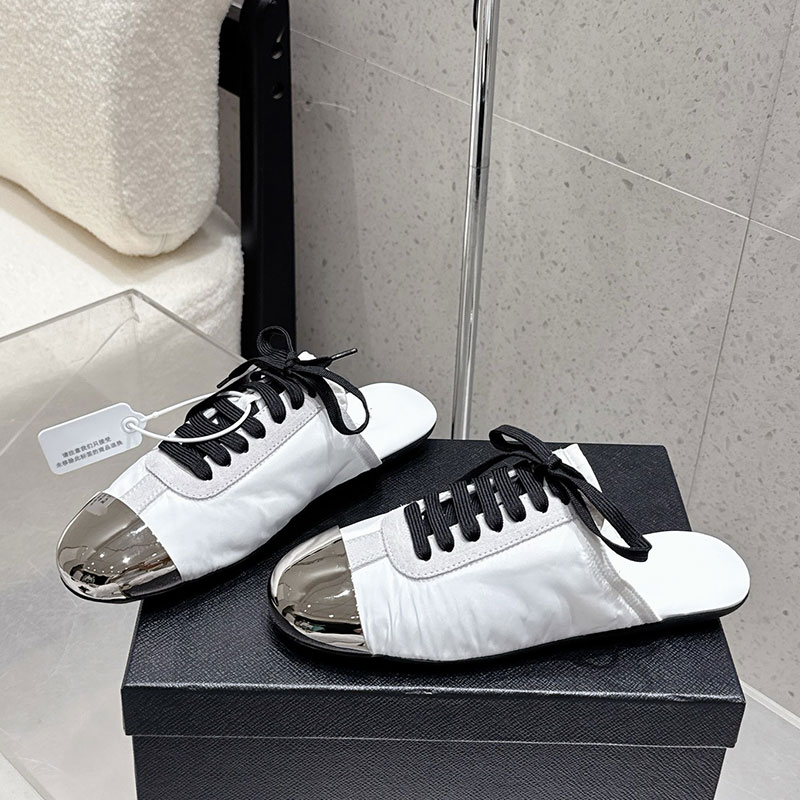 Womens Mule Ladies Bocken Shoe Designer Metal Package Head Slides Luxury Brand Lace Casual Shoes Vacation Travel Sheepskin Lining Rubber Outsole Siz