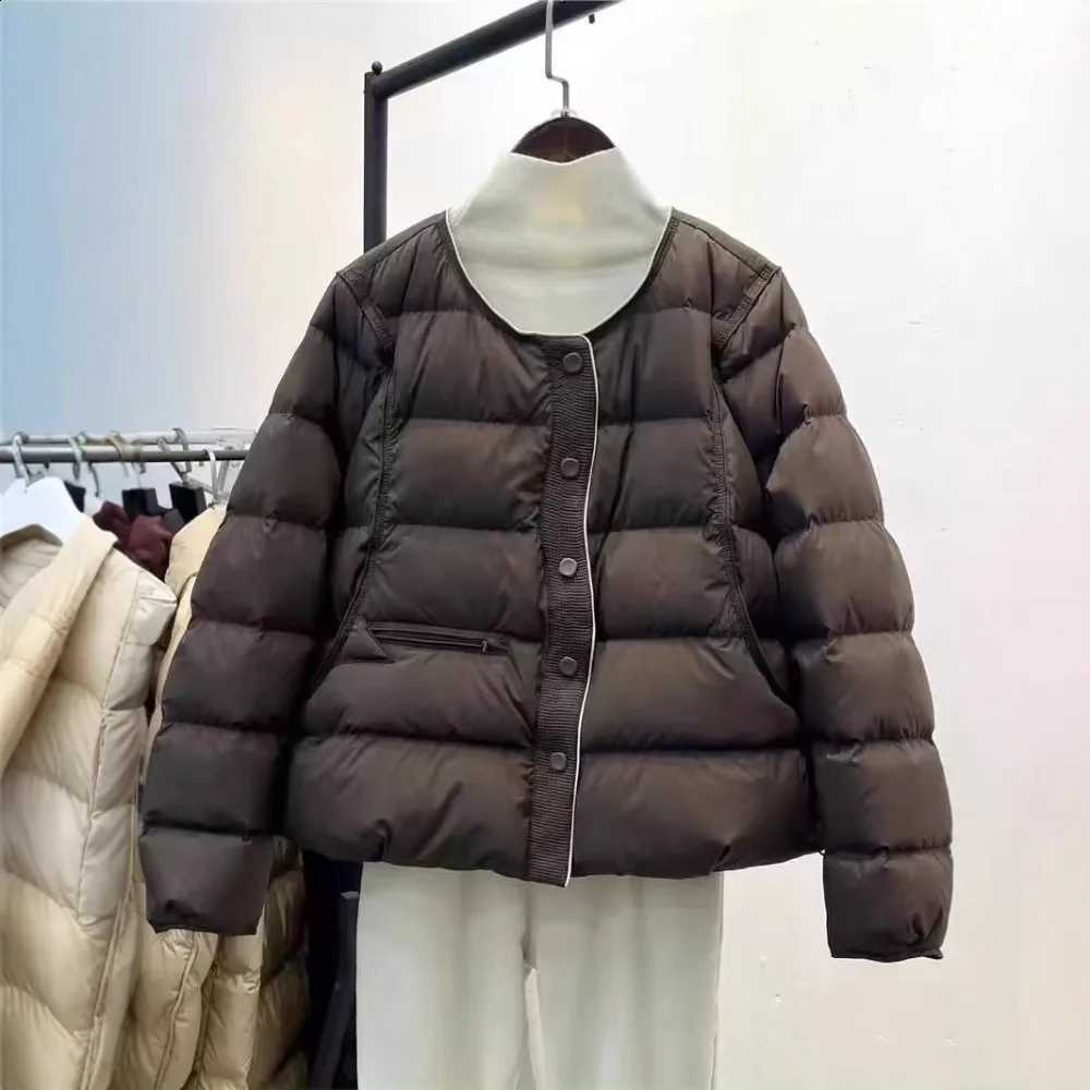 Down Jacket Women Minimalist Warm Quilted Coat Winter Fashion Round Neck Loose Jackets Solid Color Versatile Female Outerwears H260917