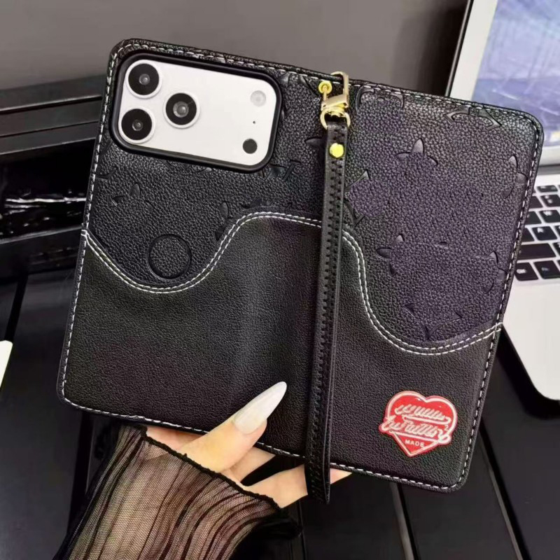 Designer Women Fashion Flip Wallet Phone Case Embossed Leather Card Holder Purse Cover Hand Strap Heart Badg Shockproof Protective For iPhone 18 17