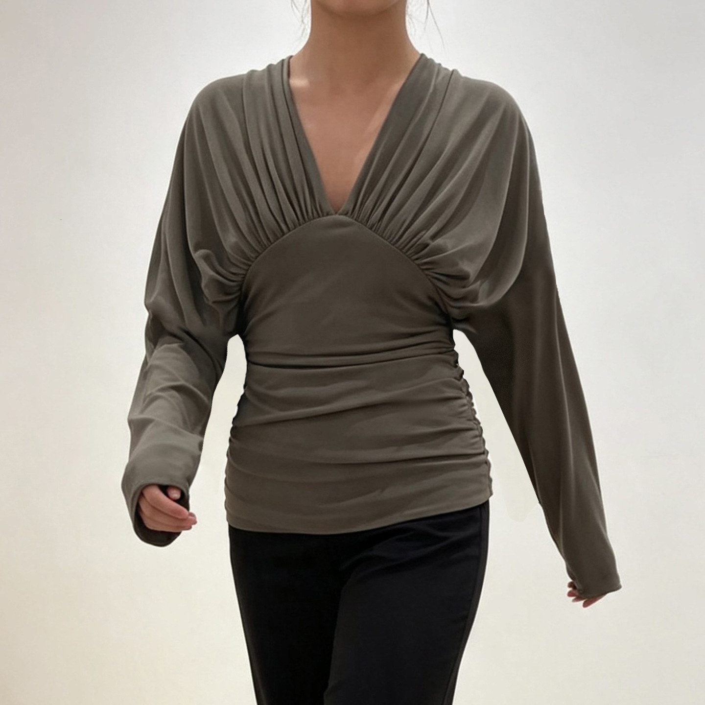 European and American style, sexy, solid-color, minimalist V-neck, backless, fitted waist top, versatile batwing sleeves, slimming effect, casual lo