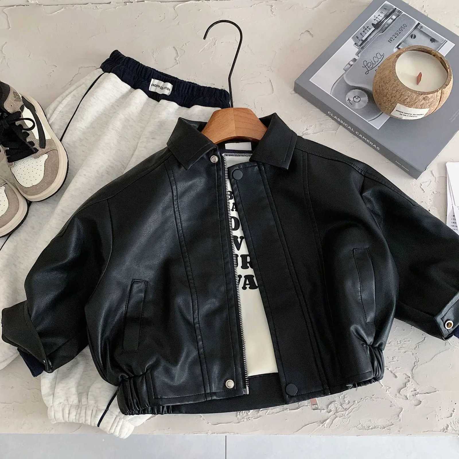 Leather Jacket Childrens 2025 Autumn and Winter New Product Cool Splicing Jacket Thick Top Fashionable Daily VersatileT260916