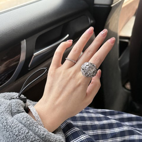 cc rings style small diamond studded star shaped hollowed out round ring a fashionable and elegant of jewelry for women