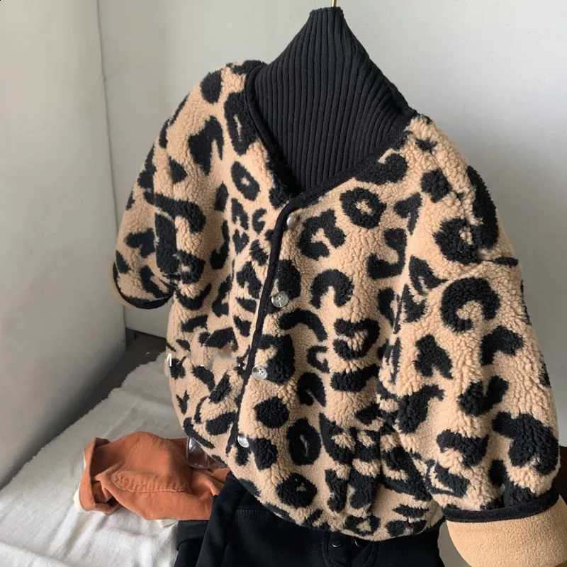Leopard Girls' Jacket Print Velvet Thickened Top Cotton 2025 Winter Clothing New Children's Clothing Delivery 3-8 Years OldT260916