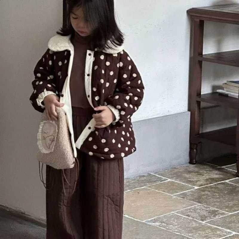 Clothes Kids Girls Winter Cotton 2025 Winter New Children Korean Doll Collar Cotton and Fleece Warm Polka Dot Coat J260917