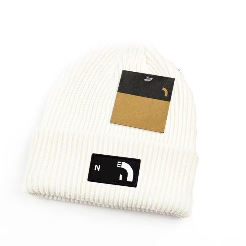 Unisex Winter Knit Beanie Hat Snowflake Fair Isle Jacquard Pattern Cuffed Bonnet Soft Warm Thermal Knitted Hat Outdoor Ski Casual Skull Cap
