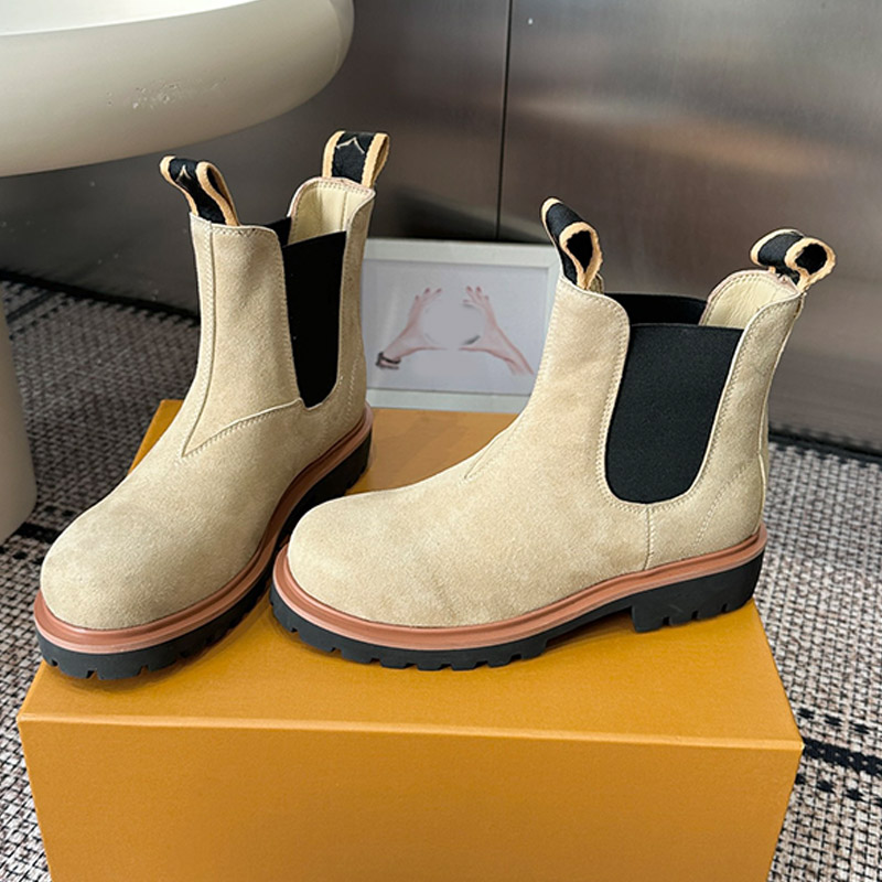 Retro Mens Khaki Elastic Ankle Boots Womens Cowhide Suede Oxford Chelsea Boots Famous Designer Winter New Snow Resistant Rubber Outsole Neutral Styl