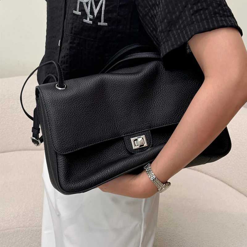 Women's Cowhide Head Bag Layer with Large Capacity Fashionable and Casual Commuting Tote Bag Single Shoulder Crossbody H260905