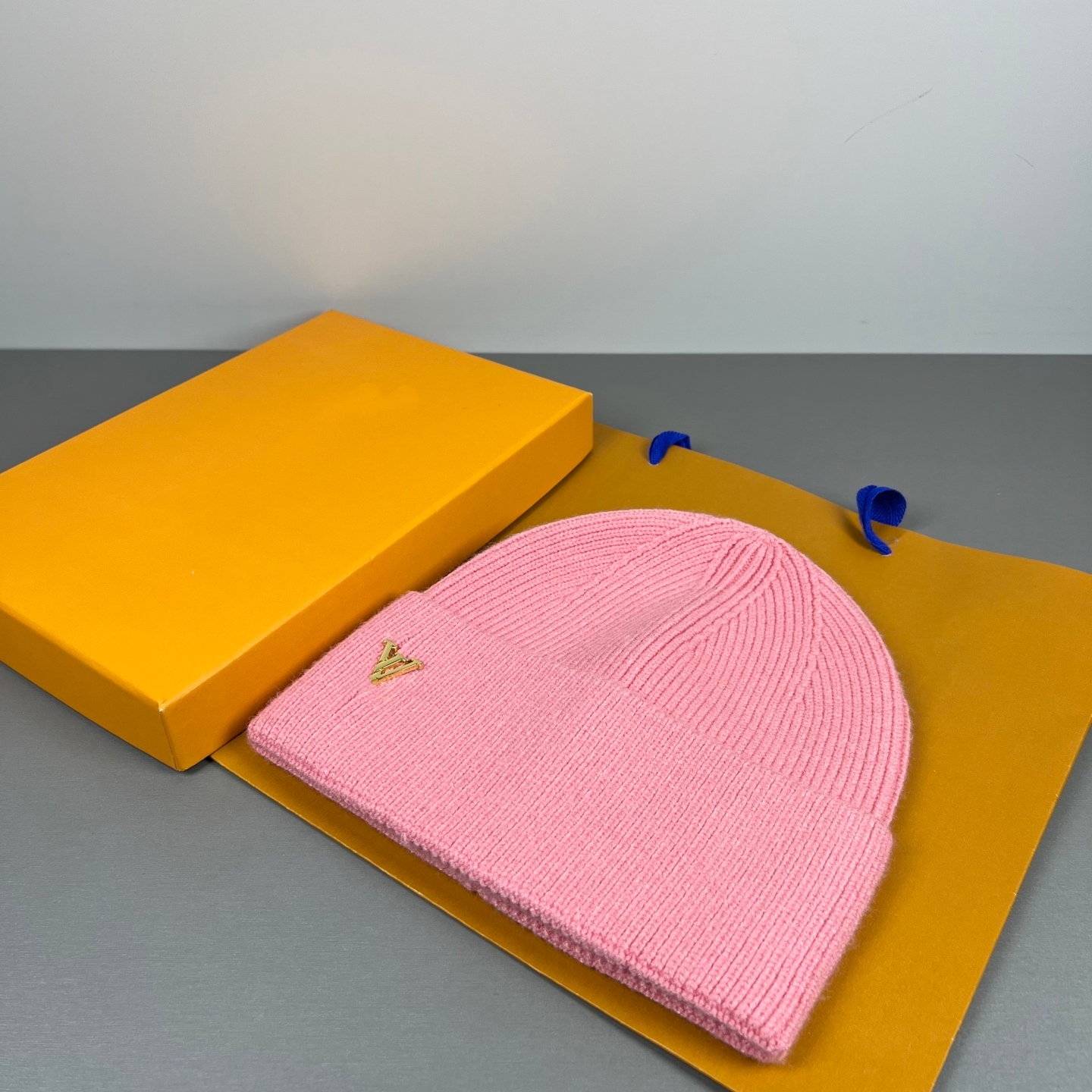 2026 new Luxury Knitted hat For Men Women Fashion Designer Bucket Hat Travel Casual Hat High Quality Letter L Pattern Hats Designers 10A Women beani