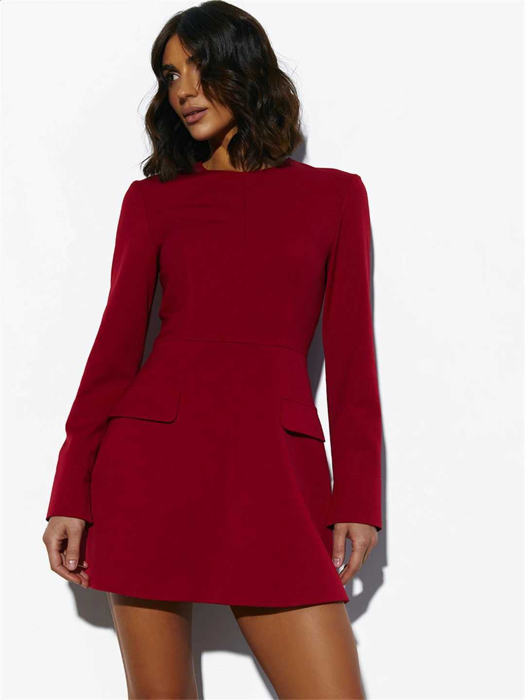 Mini Silhouette Red Dress with Slits Sleeves Women's Winter Fashion Street Style Long-Sleeved Dress Sexy Waist Versatile Zipper C260917