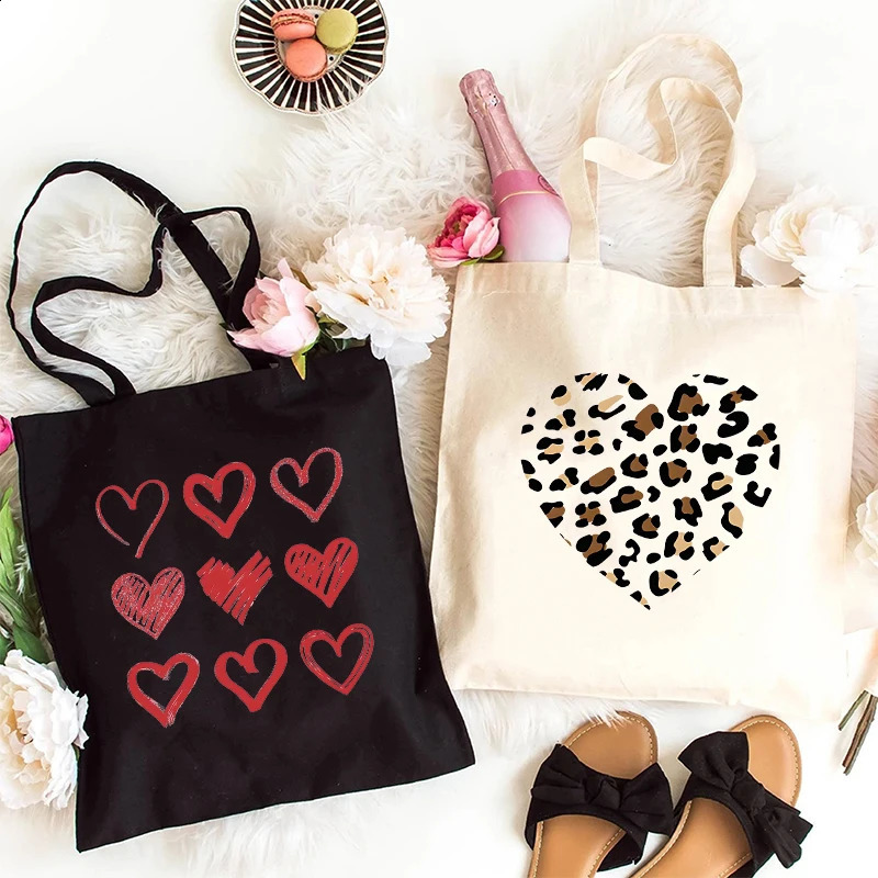 Fashion Love Heart Canvas Tote Bag for Women Valentine's Day Handbag Harajuku Shopper Bags Aesthetic Female Shoulder Bag 260916