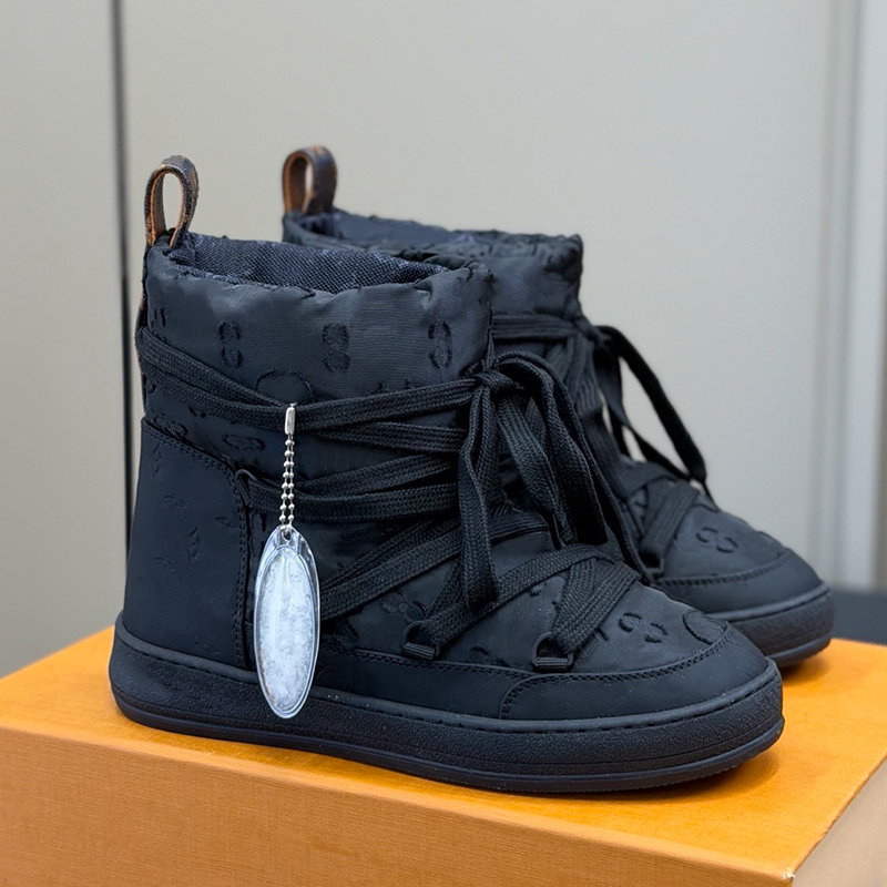 Cloud Ankle Boot Sneaker Womens Keep Warm Snow Boots 1AIVAB Designer Snowy Commuting Fashion boots Ladies Elastic Laces Bootie Rubber Outsole Size 3